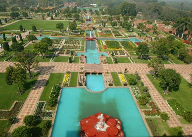 mughal-garden-en-delhi-2